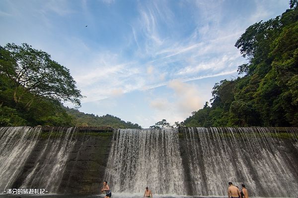 ▲▼新竹「北埔冷泉」2025北埔泡腳踩水玩冷泉，水簾大瀑布，新竹天然冷凍庫，夏季消暑勝地！（圖／部落客滿分提供）
