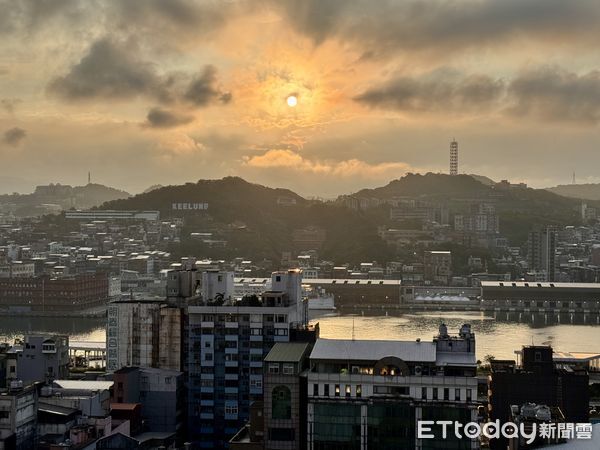 ▲基隆塔高67公尺的景觀台,崆書屋,遠見人文空間｜鳶 Milvus,基隆市景。（圖／記者彭懷玉攝）
