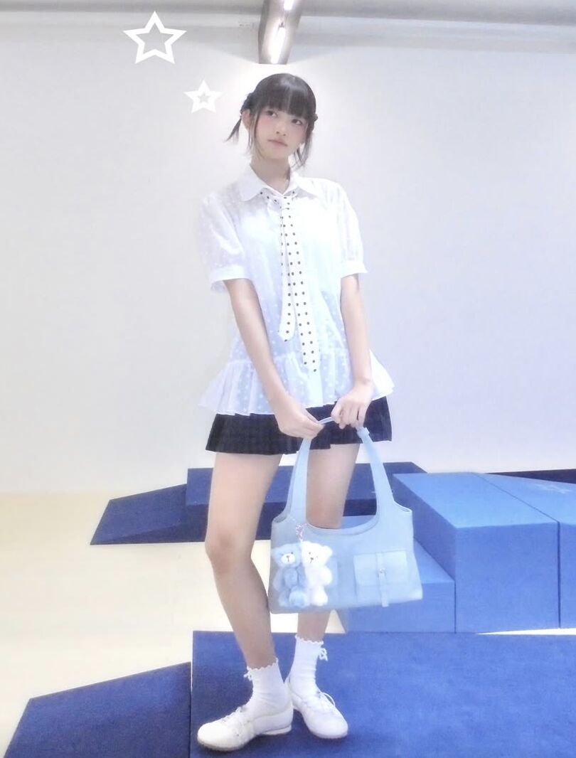 ▲▼ IVE REI直井怜日系穿搭天花板！   。（圖／翻攝自IG）