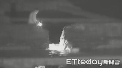 浮潛誤成「海賊王」!影帝李康生夜闖九孔池 打燈撈海膽畫面曝