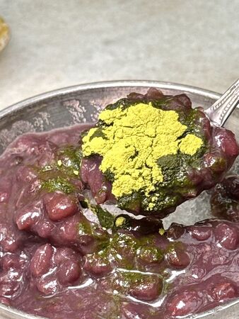 ▲▼韓國釜山南川美食「南川寶城綠茶冰」，三十年綠茶商打造夢幻紫藤棚架竹林茶寮，4000韓幣爽吃紅豆綠茶！（圖／部落客小虎提供）