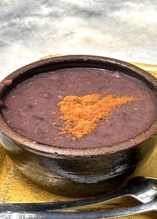 ▲▼韓國釜山南川美食「南川寶城綠茶冰」，三十年綠茶商打造夢幻紫藤棚架竹林茶寮，4000韓幣爽吃紅豆綠茶！（圖／部落客小虎提供）