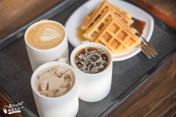 ▲▼「宜蘭太平山雲海咖啡館」群山環繞的森林玻璃屋，海拔2000公尺的約會秘境！（圖／部落客滿分提供）