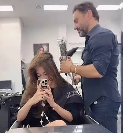 ▲▼林千又去國外洗頭 。（圖／翻攝自林千又IG）