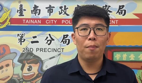 ▲台南市中西區公園路與民族路交叉口，警方於此攔查未禮讓行人之自小客車駕駛。（圖／翻攝自/threads/ tong0398）