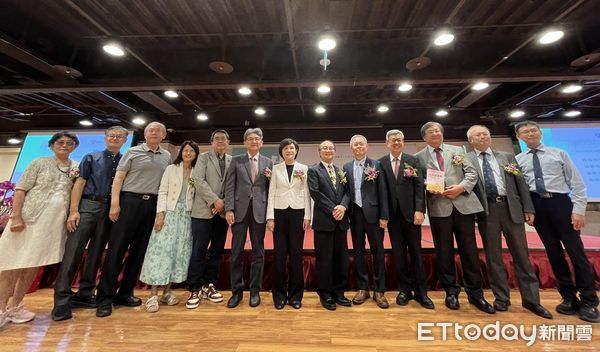 ▲▼台大金山分院院長蔡兆勳「生死兩相安：學會與臨終病人說再見」新書分享會。（圖／記者洪巧藍攝）