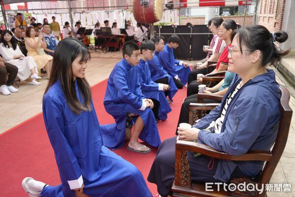 ▲漢人開墾南投市滿300年，市公所特地辦成年禮。（圖／南投市公所提供）