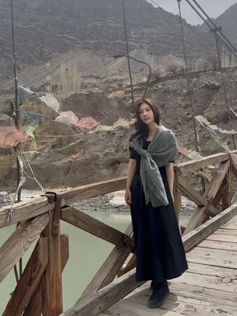 ▲鄭家純罕見曬出了老公Akira的正臉照。（圖／翻攝自鄭家純臉書）