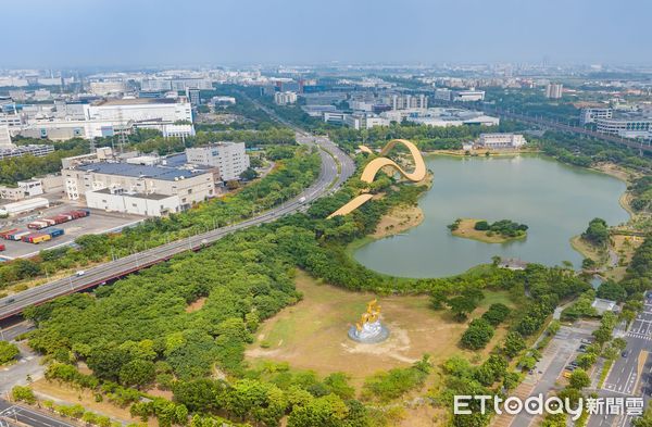 ▲南科受惠AI與半導體需求強勁，114年1至4月營收突破9千億元創新高。（記者林東良翻攝，下同）