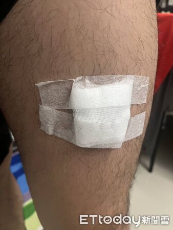 ▲▼陳姓女子騎機車未戴安全帽遭員警攔查，不僅拒絕簽署罰單還罵警咬警，遭支援警力合力上銬逮捕。（圖／記者吳世龍翻攝）