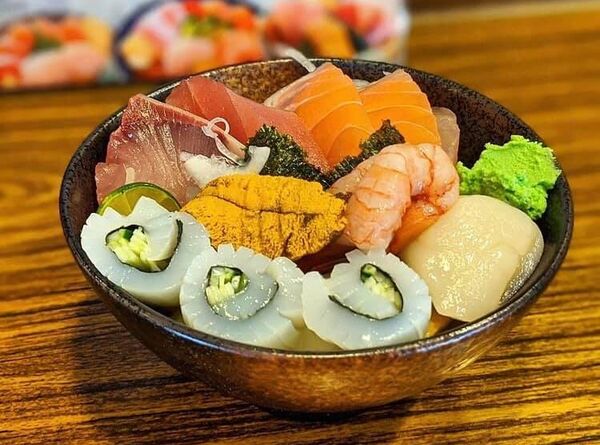 ▲藝人納豆愛店「宇澤小舖」宣布熄燈　。（圖／取自宇澤小舖生魚片丼專賣臉書）