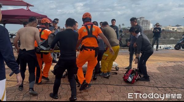 ▲枋寮漁港找到黃姓男高職生遺體。（圖／海巡署提供）