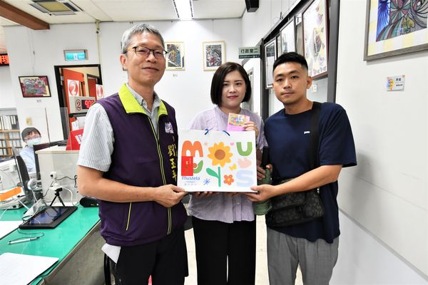 ▲彰化縣政府今發放童盟卡。（圖／縣府提供）