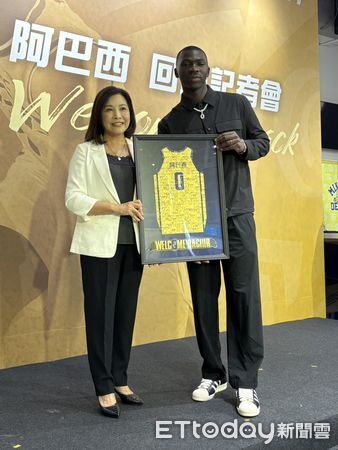 ▲阿巴西重返中信特攻，簽下「3+2」合約年薪比照CBA頂尖球星。（圖／記者杜奕君攝） 