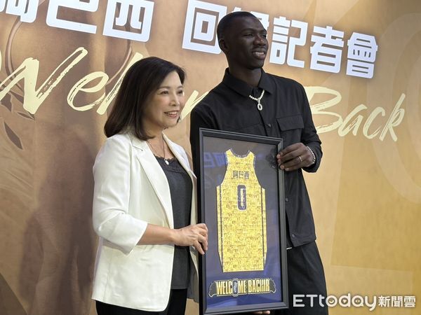 ▲阿巴西重返中信特攻，簽下「3+2」合約年薪比照CBA頂尖球星。（圖／記者杜奕君攝） 
