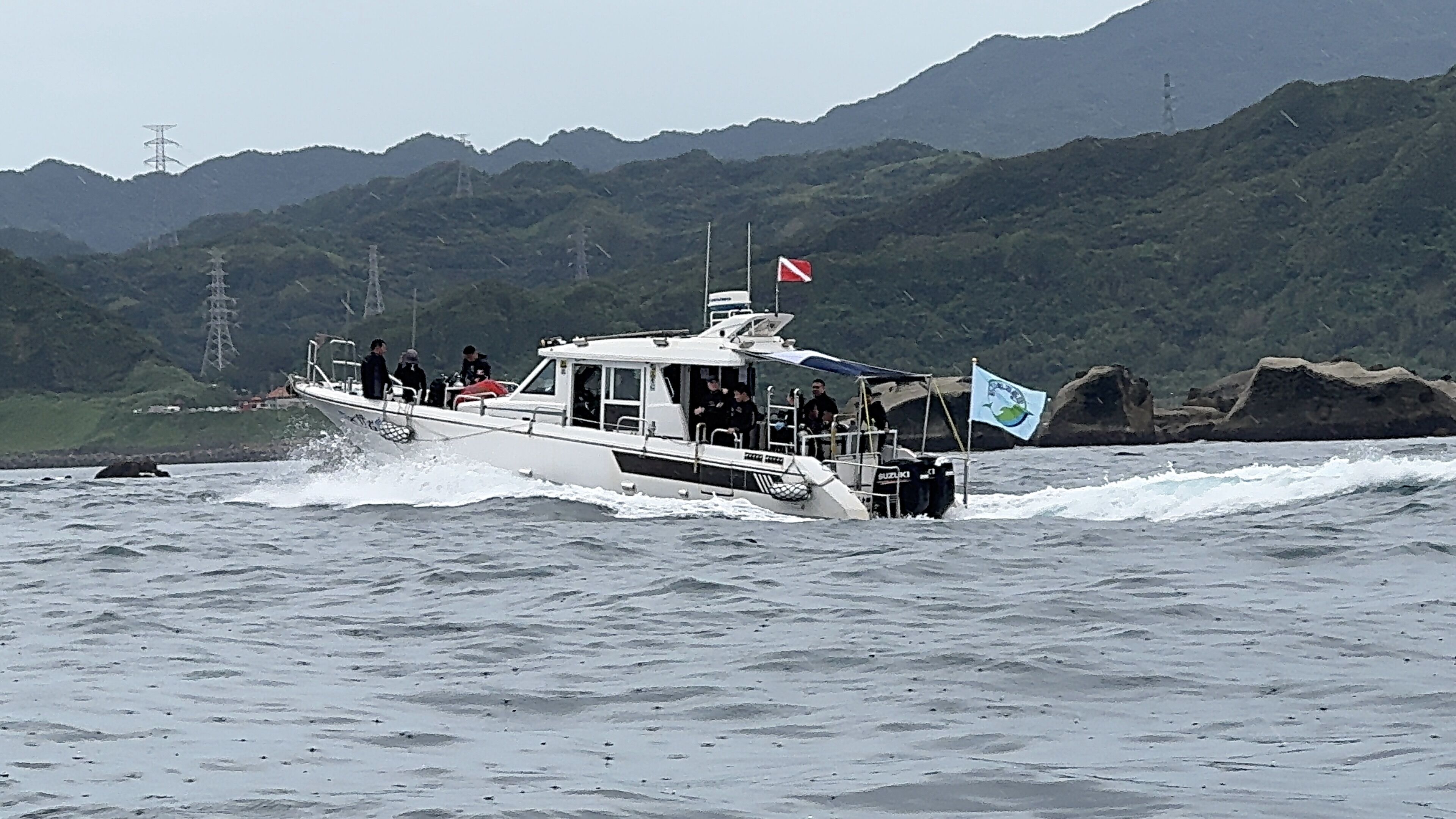 ▲65潛將×6艘藍海艦隊 新北海底打撈611公斤廢棄物。（圖／新北市環保局提供）