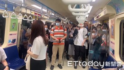 北捷新蘆線傳男車廂內高聲吵鬧 一旁乘客急往後閃畫面曝