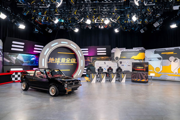 ▲▼張兆志開敞篷車首登汽車節目飆回憶 。（圖／TVBS提供）