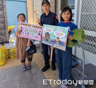 枋寮警攜手慈善團體關懷弱勢家庭　同步打詐+交安宣導