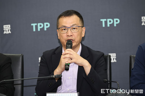 ▲▼ 在野集結：掌握憲改時刻 廢除酬庸監院」記者會-羅智強 。（圖／記者黃克翔攝）