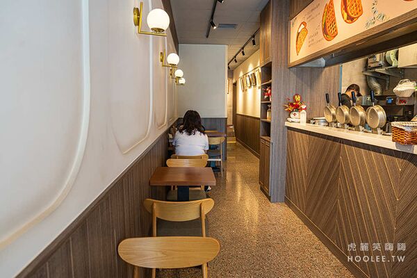 ▲▼小木屋鬆餅 高雄苓雅店。（圖／部落客虎麗笑嗨嗨授權提供）