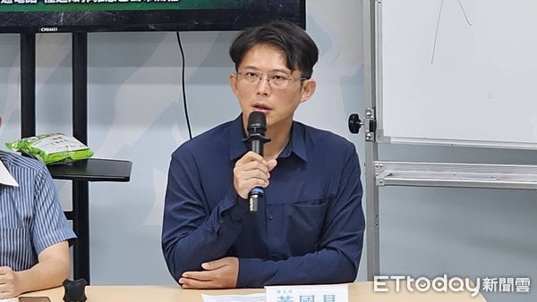 ▲▼民眾黨主席黃國昌、民眾黨秘書長周榆修召開記者會回應「總統賴清德邀在野參加國安簡報」。（圖／記者呂佳賢攝）