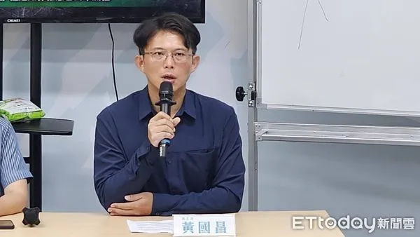 ▲▼民眾黨主席黃國昌、民眾黨秘書長周榆修召開記者會回應「總統賴清德邀在野參加國安簡報」。（圖／記者呂佳賢攝）