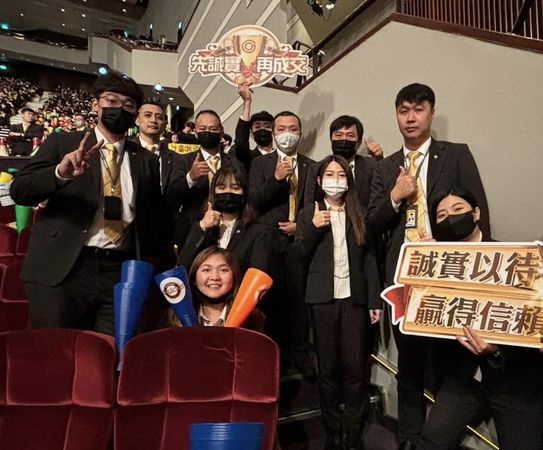 前陸軍中士陳昆翰退役後轉戰永慶房屋開啟事業第二春（圖／永慶房屋提供）