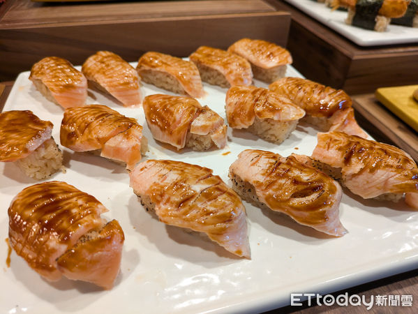 ▲開箱饗麻饗辣南港店。（圖／記者黃士原攝）