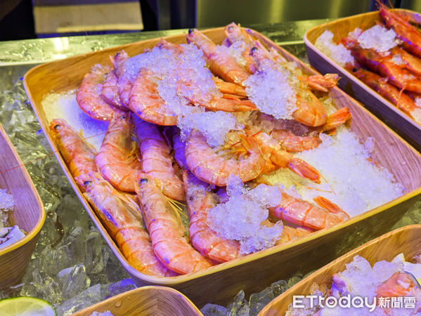 ▲開箱饗麻饗辣南港店。（圖／記者黃士原攝）