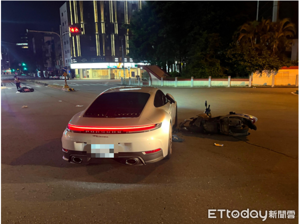 ▲▼    保時捷與二機車交通事故 警方將詳細蒐證交由鑑定單位或法院釐清肇因         。（圖／記者游瓊華翻攝）