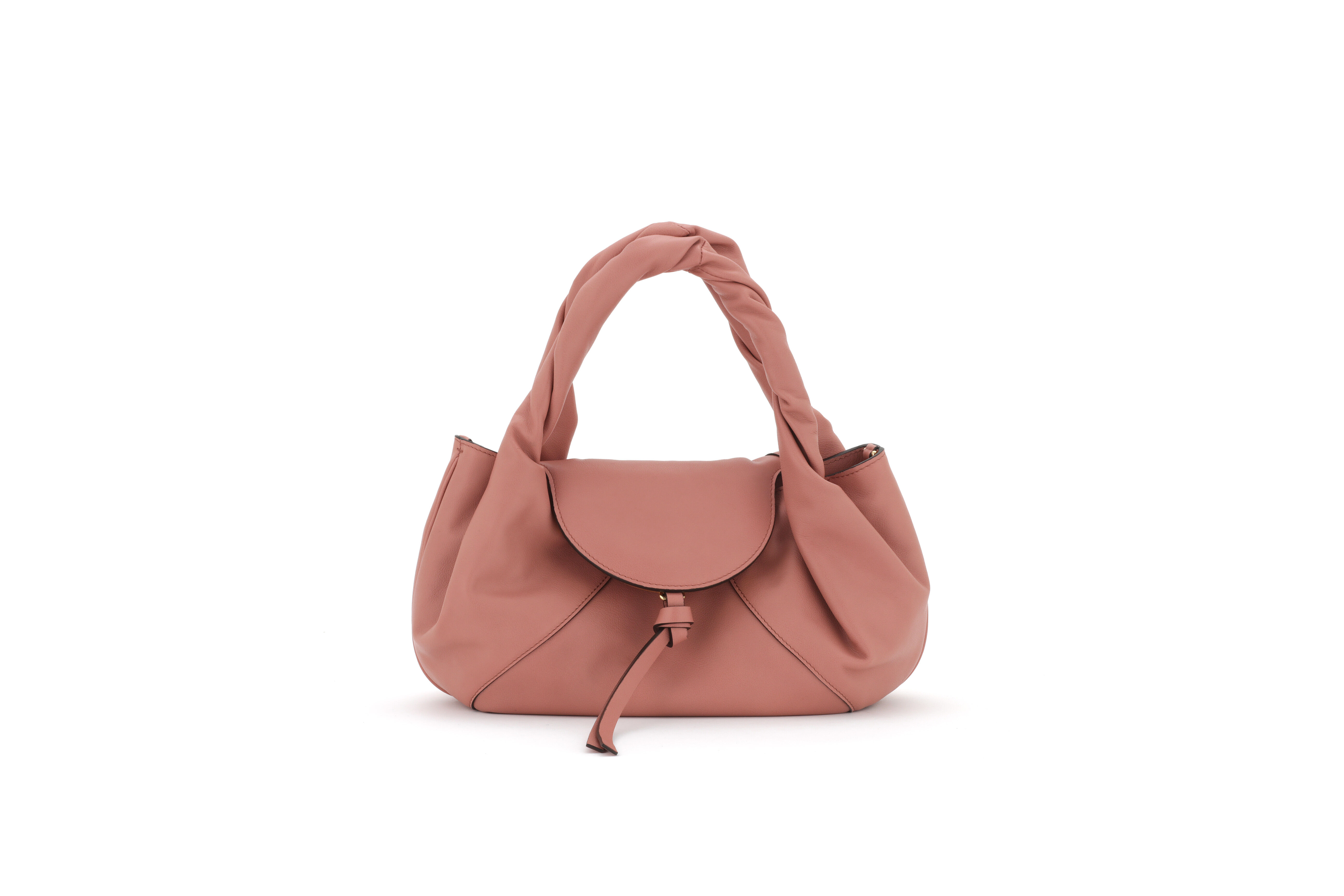 ▲fendi    。（圖／品牌提供）