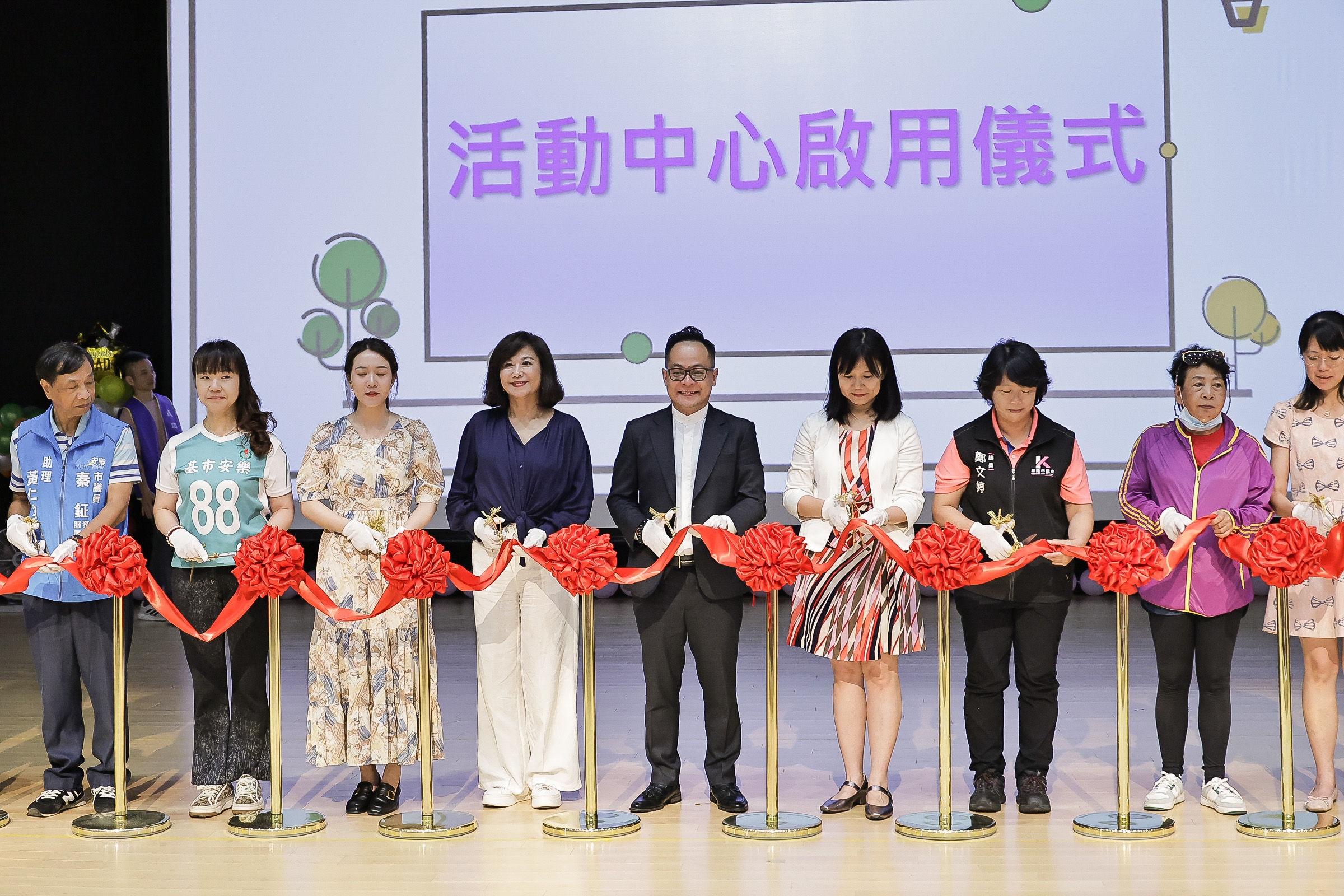 ▲基隆成功國小活動中心啟用。（圖／記者郭世賢翻攝）