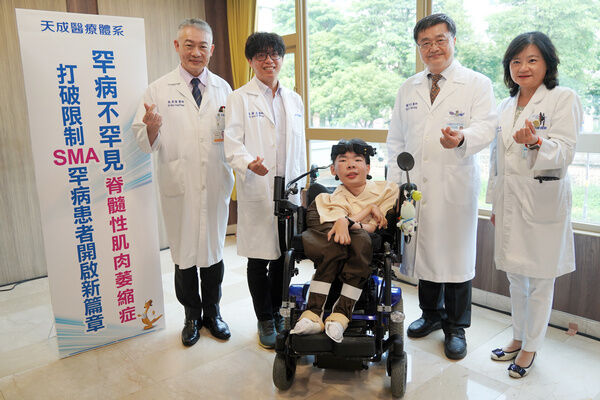 ▲中壢天晟醫院小兒科鐘育志醫師，長年倡議 SMA 藥物納入健保。（圖／中壢天晟醫院提供）