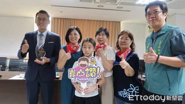 ▲台南市安平區億載國小勇奪「客語口說藝術類」國小高年級組第一名，以流利的大埔腔驚豔全場。（圖／記者林東良翻攝）