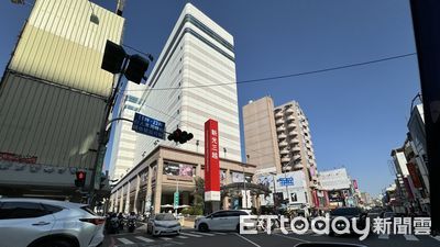 新光吳家買下三越伊勢丹百億股權 兆豐銀55億助陣