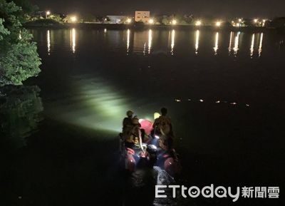 部桃新屋分院旁男跌落水池　警消「水面+潛水」持續搜救中