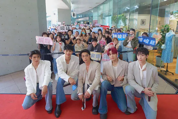 ▲▼ FEniX擔任香氛品牌一日店長。（圖／Ease香氛提供）