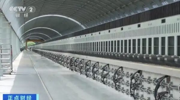 ▲▼陸磁懸浮技術新進展　時速650公里破紀錄。（圖／翻攝CCTV）