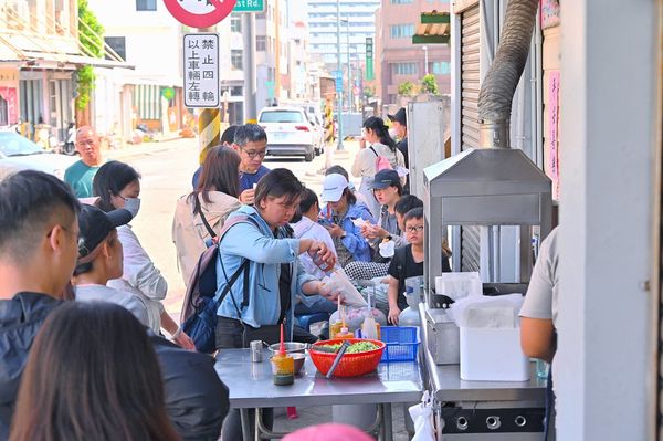 ▲▼郵局蔥油餅。（圖／部落客橘子狗愛吃糖授權提供）