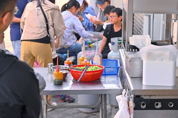 ▲▼郵局蔥油餅。（圖／部落客橘子狗愛吃糖授權提供）