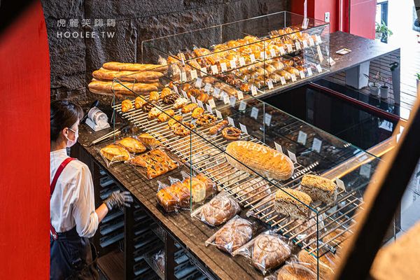 ▲▼拉斯費拉 LA SFERA 麵包店。（圖／部落客虎麗笑嗨嗨授權提供）