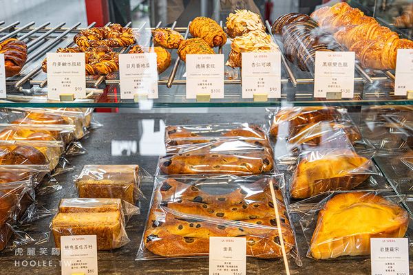 ▲▼拉斯費拉 LA SFERA 麵包店。（圖／部落客虎麗笑嗨嗨授權提供）