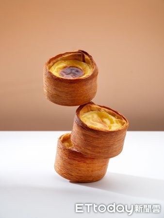 ▲黃仁勳最愛可頌麵包快閃SOGO復興館，限定商品Flan、手工蛋捲。（圖／SOGO提供）