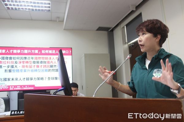 ▲立委陳亭妃關注延攬國際人才政策，強調應同步推動產業轉型。（記者林東良翻攝）