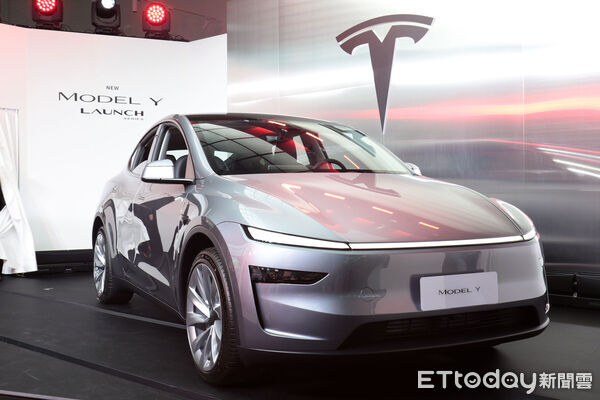 ▲特斯拉「小改款Model Y台湾即将交车」！ 首批破1200辆强势重返冠军。 （图/记者张庆辉摄）