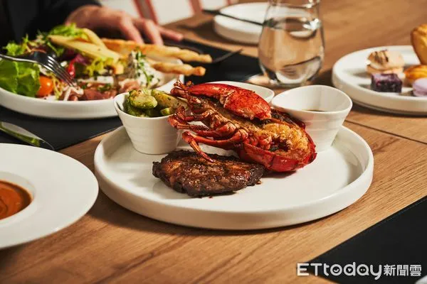 ▲台北W飯店也有吃到飽「周末限定」，點主餐就能無限享用自助吧 。（圖／台北W飯店提供）