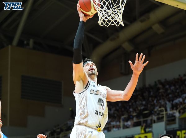 ▲國王林書豪、沃許本、曼尼高，海神艾德、于煥亞。（圖／TPBL提供）