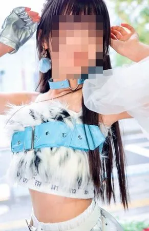 ▲▼14歲日女偶像「二手衣」被媽媽高價賣。（圖／翻攝自日網）