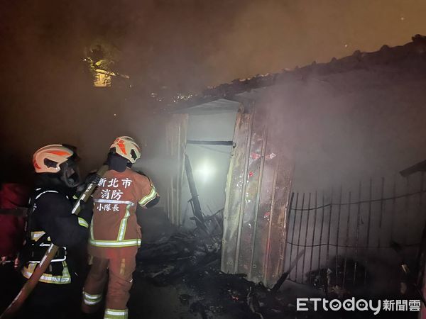 ▲▼             瑞芳一處工寮發生火警，造成附近住戶無電可用。（圖／記者郭世賢翻攝）